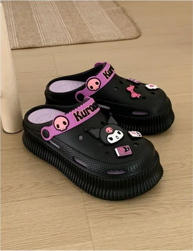 Vista 2 de CEINOM Lindas pantuflas Kuromi Kawaii de dibujos animados para mujer, sandalias de nube para interiores y exteriores, suaves y cómodas