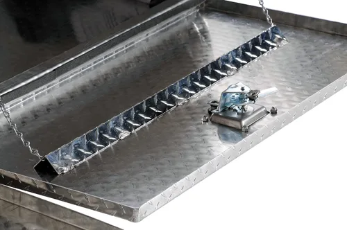 Vista 2 de Dee Zee DZ79 Brite-Tread Caja de herramientas Topsider de aluminio