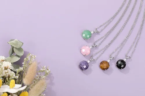 Vista 4 de Top Plaza Collar de piedra de cristal curativo con colgante de piedra preciosa natural con circonita cúbica para mujer, joyería para mamá, novia