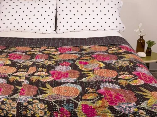 Vista 7 de SHIRANYA Colcha india de algodón con estampado de múltiples frutas de algodón, tamaño individual, queen, king, estampado floral, ropa de cama Beige