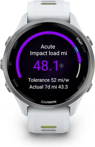 Vista 6 de Garmin Forerunner 955, reloj inteligente para correr con GPS, adaptado a triatletas, batería de larga duración, Whitestone con auriculares blancos