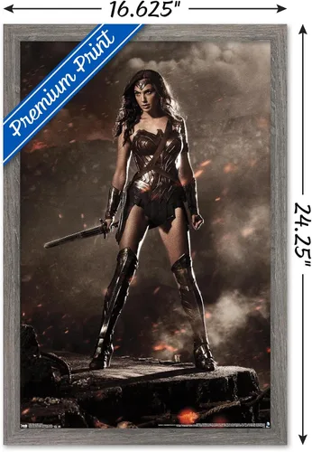 Vista 3 de Trends International DC Comics Movie Batman v Superman - Wonder Woman Wall Poster, 22.4L x 14.7W, Barnwood Framed Version Versión enmarcada Barnwood