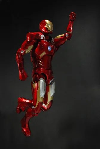 Vista 6 de NECA Figura de acción Avengers Iron Man 18, escala 1:4