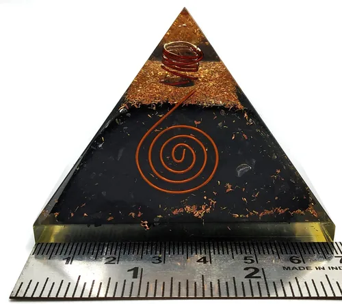 Vista 5 de Pirámide de orgón grande Cristal de pirámide de shungita Pirámide de orgonita en espiral Pirámides de órganos Curación de energía positiva