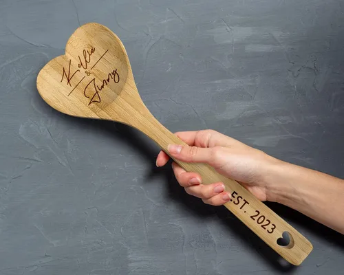 Vista 5 de Espátula de bambú de madera en forma de corazón personalizada para mujeres hombres inauguración de la casa aniversario parejas chef