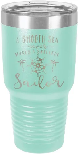 Vista 21 de Un mar suave nunca hace un sillón hábil grabado de 325 ml vaso de acero con recubrimiento de polvo grabado por láser taza de viaje de camello polar