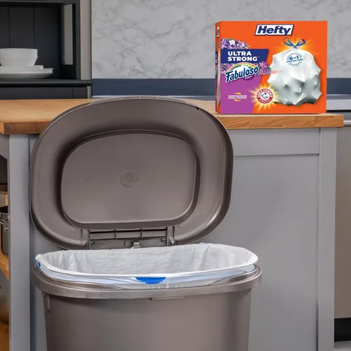 Vista 2 de Hefty Bolsas de basura ultra fuertes de 13 galones, bolsas de basura altas para cocina tamaño 13 galones, resisten fugas, perforaciones y desgarros