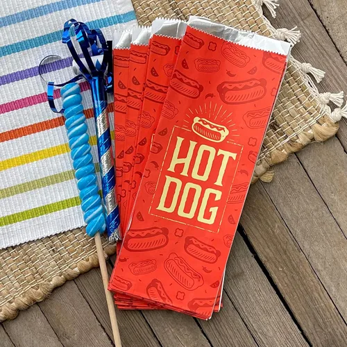 Vista 2 de Bolsas de papel de aluminio impreso para perros calientes - Paquete de 50 - Silver Red por Outside the Box Papers