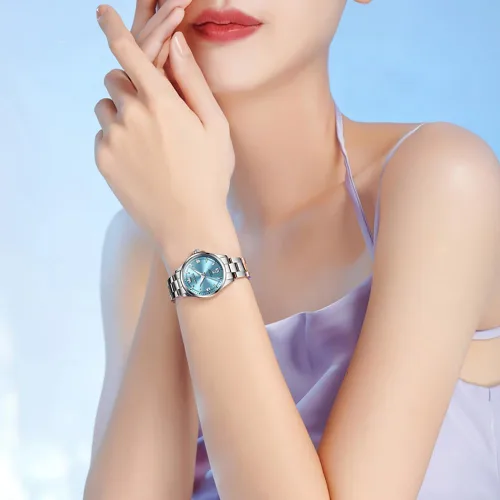 Vista 3 de OLEVS - Relojes de acero inoxidable para mujer, reloj de plata de lujo para damas con fecha, relojes analógicos de cuarzo impermeables y delicados