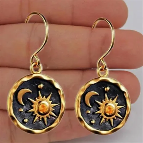 Vista 5 de MALOYANVE Aretes colgantes vintage de sol y luna para mujer, únicos, ligeros, hechos a mano, retro, bohemios, dorados, plateados, redondos, joyería