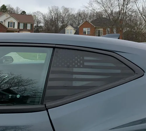 Vista 5 de CONGCONG Calcomanía de bandera estadounidense para Chevy Camaro para ventana trasera compatible con Chevy Camaro 2010-2015, calcomanía de bandera