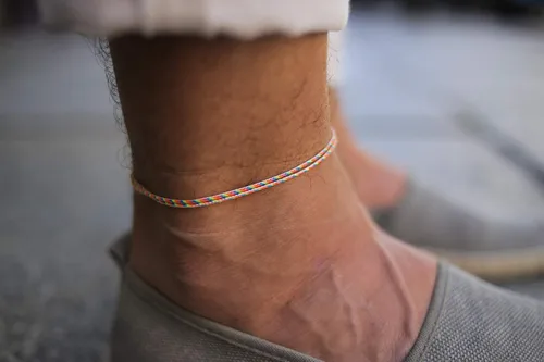 Vista 12 de Made by Nami Surfer Anklet with Snap Hook Clasp Waterproof & Adjustable Thin String Ankle Bracelets for Women and Men Handmade Jewelry for Beach and