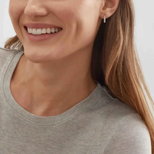 Vista 3 de Silpada Pendientes de aro Birthday Wish en plata de ley
