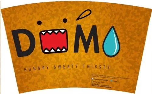Vista 2 de Domo Taza de café de viaje de plástico Light Brown" Hungry Sweaty Thirsty" Producto Lincense