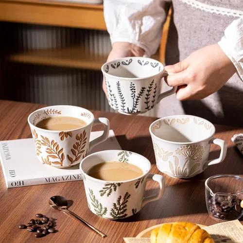 Vista 4 de Juego de 4 tazas de café con cuchara dorada, taza de cerámica pintada a mano de estilo antiguo de 11 onzas para hombres y mujeres, regalos únicos