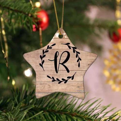 Vista 2 de Monograma inicial letra R adorno decorativo plano en forma de estrella adornos de Navidad de cerámica para decoración de árbol de Navidad, adorno