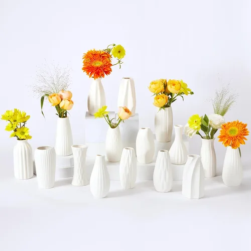 Vista 8 de Juego de 8 jarrones negros pequeños, mini jarrones de cerámica para flores Pampas Grass, Perfect for Living Room, Table Centerpieces, Black Vases