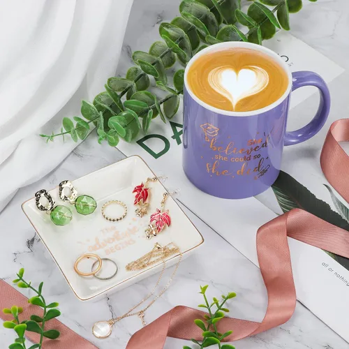 Vista 6 de Regalos de graduación para ella, juego de tazas de graduación para mujeres, incluye taza de regalo de graduación 2023-2024, bandeja de maquillaje