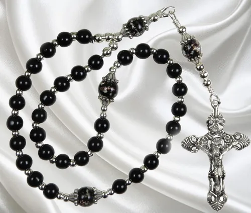 Vista 6 de Rosario hecho a mano, regalo ortodoxo oriental, chotki griego, perlas de concha negra y crucifijo adornado en tono plateado