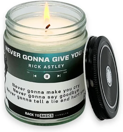 Vista 24 de Velas Back to Basics Todo lo que quiero para Navidad - Vela perfumada de 9oz de cera de soya con aroma a árbol de Navidad para decoración