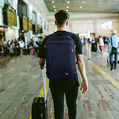 Vista 27 de MATEIN - Mochila de viaje extragrande de 10.56 galones, mochila de viaje ampliable apta para aerolíneas, para viajeros de fin de semana, hombres