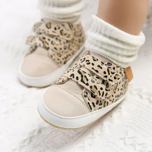 Vista 3 de QWZban Zapatos de bebé para niños y niñas, zapatillas de deporte con suela de goma antideslizante, para cuna de bebé, zapatos de vestir