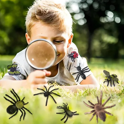 Vista 4 de YOOHUA 48 piezas de minijuguetes de insectos falsos de plástico para niños pequeños, regalos de fiesta de cumpleaños de Halloween, regalos de Pascua