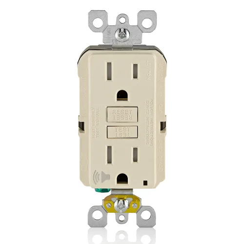 Vista 33 de Leviton SmartlockPro - Combinación GFCI de autocomprobación 15A con USB tipo A y tipo C en pared, cargador USB para teléfonos inteligentes y Blanco