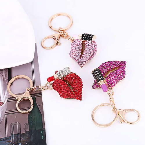 Vista 5 de Llavero con diamantes de imitación de cristal para labios y labiales, llavero de aleación de metal, llavero para bolso, bolso y colgante
