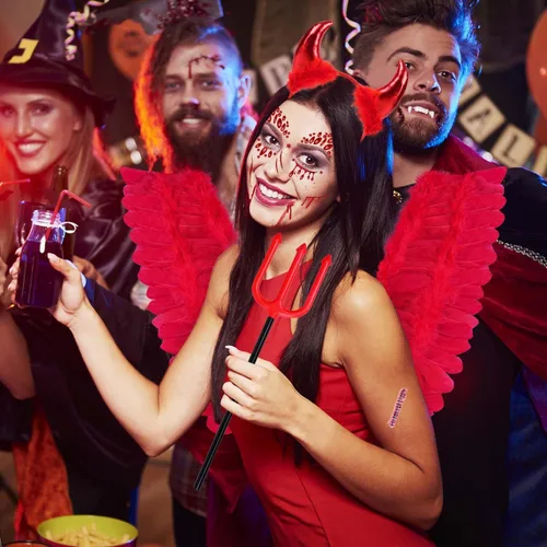 Vista 3 de MOVINPE Red Devil - Juego de accesorios para disfraz de Halloween, alas de plumas infernales, cuernos de diablo, diadema de tridente, gemas