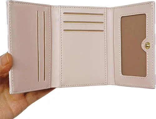 Vista 4 de MOZXIRZ Cartera de piel sintética para mujeres y niñas con estampado de vaca de tres pliegues delgada y corta con diseño de caricaturas triple