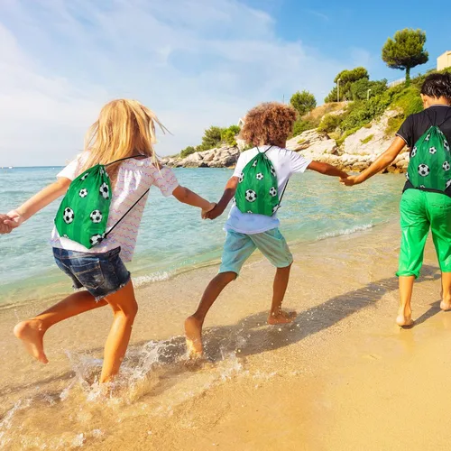 Vista 6 de Coume Paquete de 20 bolsas de fútbol con cordón de 12 x 10 pulgadas, mochila deportiva portátil para niñas y niños, recuerdos de fiesta, refrigerios