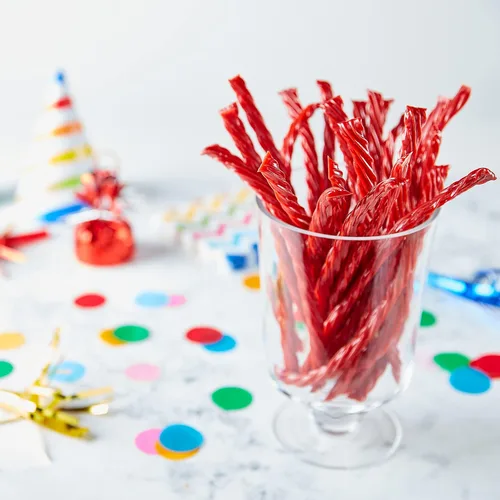 Vista 5 de TWIZZLERS Caramelo de realiz para Halloween, sabor fresa, 22 libras