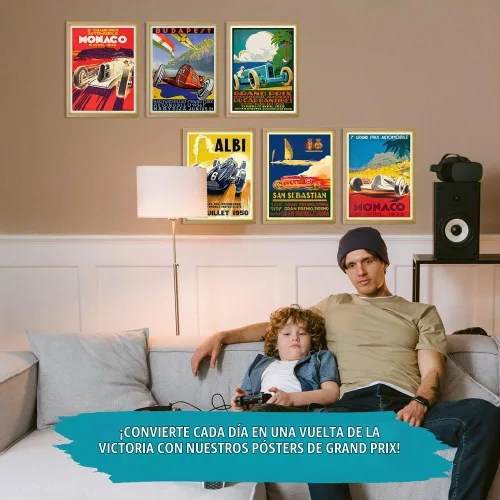 Vista 4 de Wallbuddy Juego de 6 pósteres de coche vintage, arte de pared de carreras