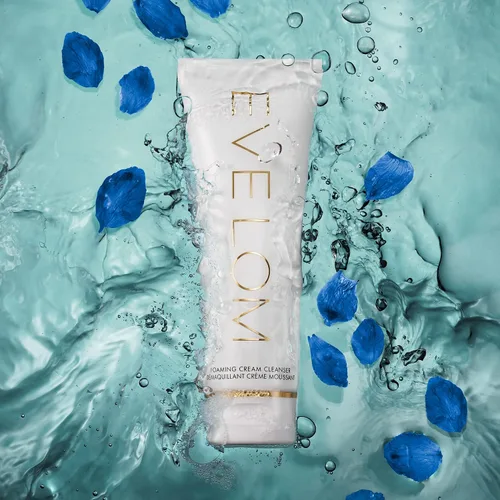 Vista 4 de EVE LOM Limpiador en crema espumosa, perfecto para el uso diario, elimina el maquillaje impermeable, fórmula suave hidratante para todo