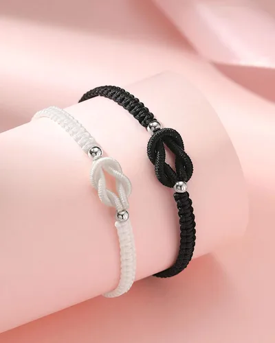 Vista 3 de UNGENT THEM - Pulseras Pinky Promise para parejas con nudo; juego de pulseras para aniversario, Navidad, San Valentín; regalos "I Love You