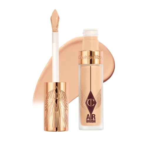 Vista 22 de Charlotte Tilbury AIRbrush Corrector de desenfoque impecable – Corrector para ojeras, manchas y más – Hidratante, cobertura completa con un acabado