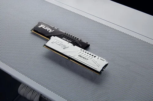 Vista 5 de Kingston FURY Beast White 32GB 5600MT/s CL40 DDR5 XMP DIMM Overclocking Intel XMP 3.0 Módulo único KF556C40BW-32