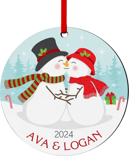 Vista 8 de Let's Make Memories Adorno de Navidad Personalizado para Parejas - Adorno de Navidad 2025 - Decoración de Árbol - Personalizar Mensaje, Año