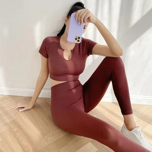 Vista 3 de CZDYUF - Ropa deportiva de entrenamiento para mujer, ropa de gimnasio, sin costuras, traje de yoga para mujer, leggings de cintura alta + brasier