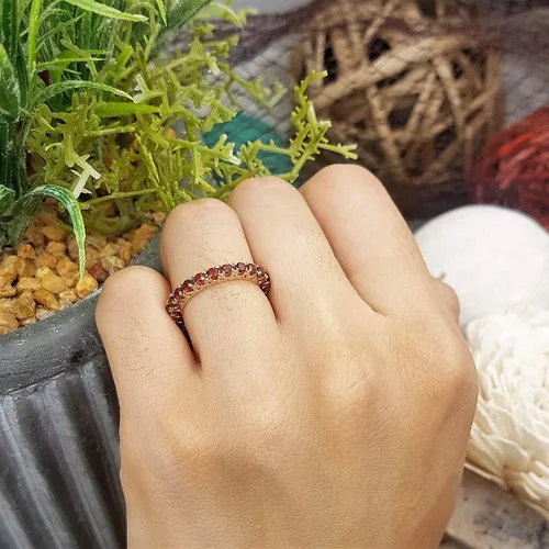 Vista 6 de Dazzlingrock Collection Anillo de boda apilable de eternidad con piedras preciosas o diamantes redondos para mujer en oro