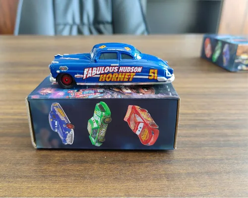Vista 2 de Coches de juguete de carreras de fundición a presión, material de aleación de seguridad para niños, caja de color de belleza para tu hijo, regalos