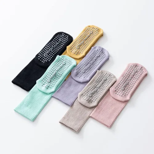 Vista 6 de Calcetines de yoga y pilates con empuñaduras para mujer, antideslizantes, de colores, acolchados, hasta la rodilla, calcetines para bailar ballet