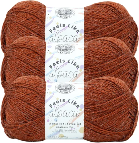 Vista 10 de Lion Brand Yarn Feels Like alpaca, hilo suave para tejer, borgoña, 1 paquete