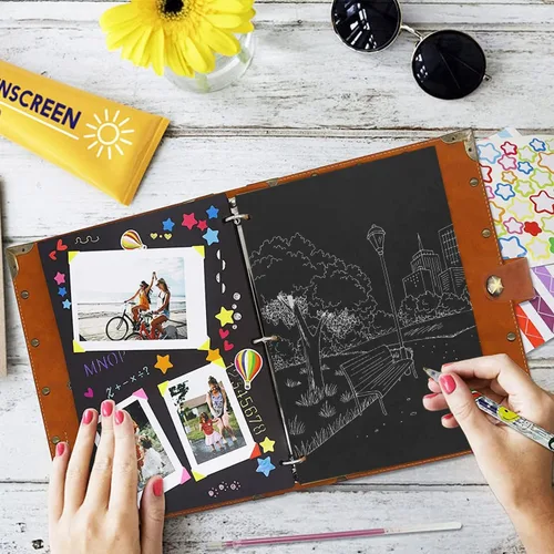 Vista 6 de ZEEYUAN Álbum de recortes de cuero DIY para manualidades, 60 páginas, regalos del día de la madre para mamá, álbum de fotos, diario de viaje