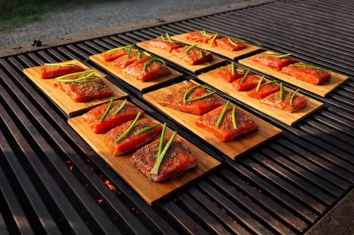 Vista 3 de Cedar Grilling Planks - 12 Pack - Made In USA