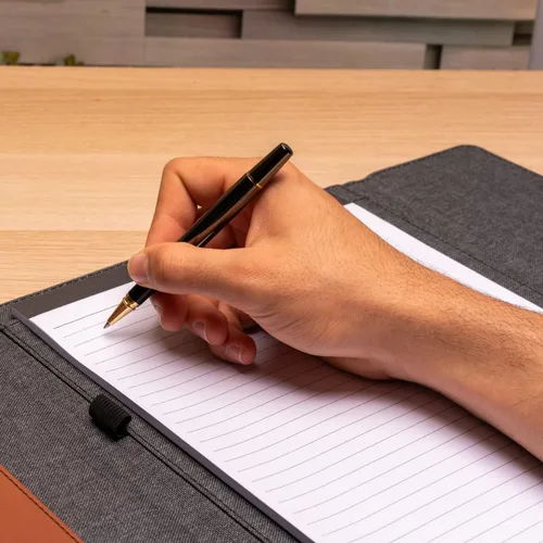 Vista 5 de Portafolio personalizado, cuero negro y gris, carpeta organizadora de cartera de negocios de lona, soporte para bloc de notas personalizado