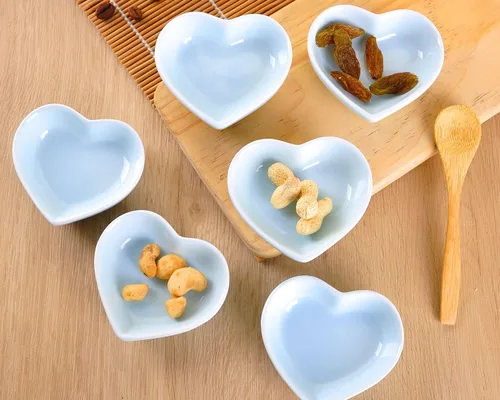 Vista 5 de WHJY Blue Love - Cuenco lateral de cerámica azul en forma de corazón, cuenco lateral de porcelana contemporánea, platos para condimentos, platos