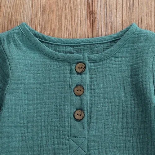 Vista 5 de Conjunto de ropa de algodón y lino de manga larga con botones y pantalones con cordón para bebé