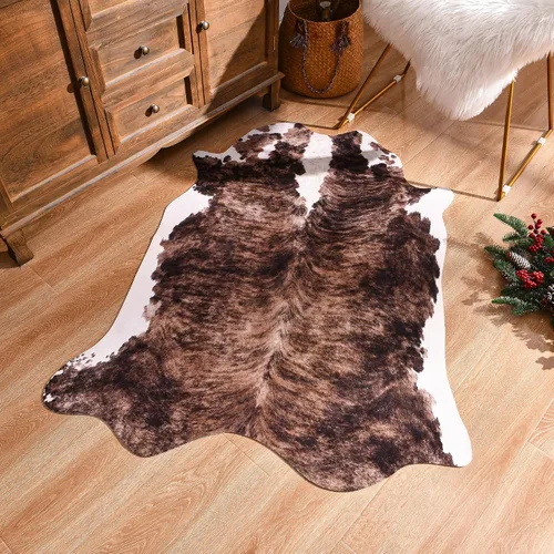 Vista 6 de Easycozy Alfombra de piel de vaca sintética con gran estampado de vaca, 3 x 4 pies, alfombra gruesa y elástica para dormitorio, sala de estar